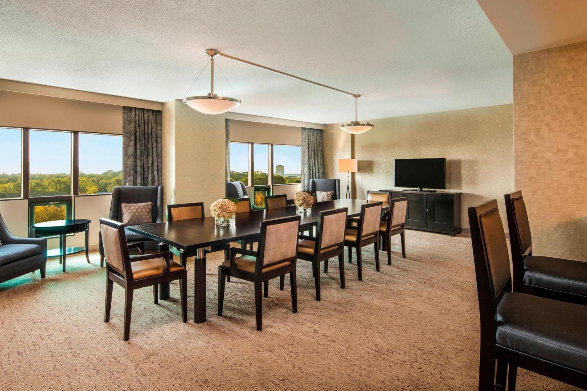 The Westin Detroit Hotel Southfield