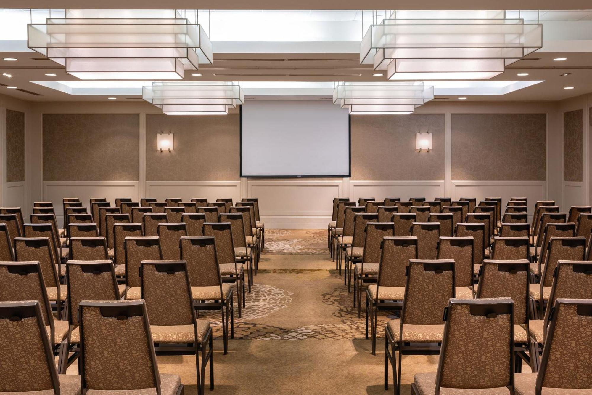 The Westin Detroit Hotel 4*